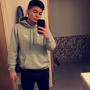 Meet your Posher, Felipe